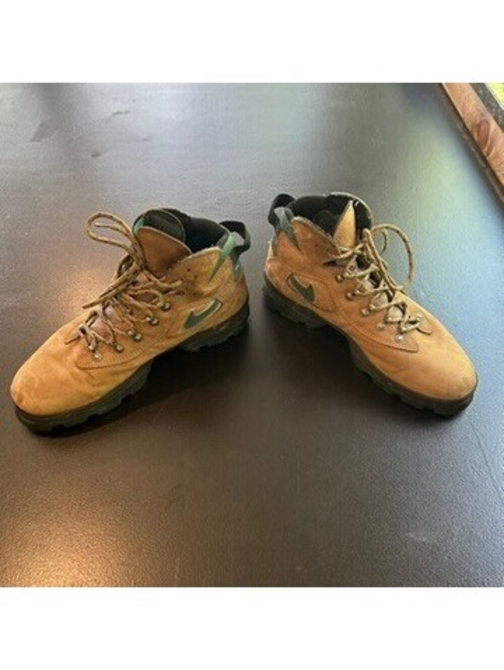 Vintage y2k designer Nike ACG hiking boots tan and teal